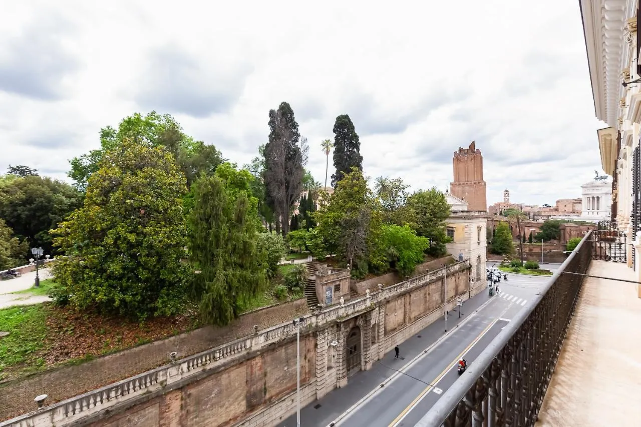 Apartment Bmga L Luxury 3Bdr Apt With Stunning View In City Center Rome Italy