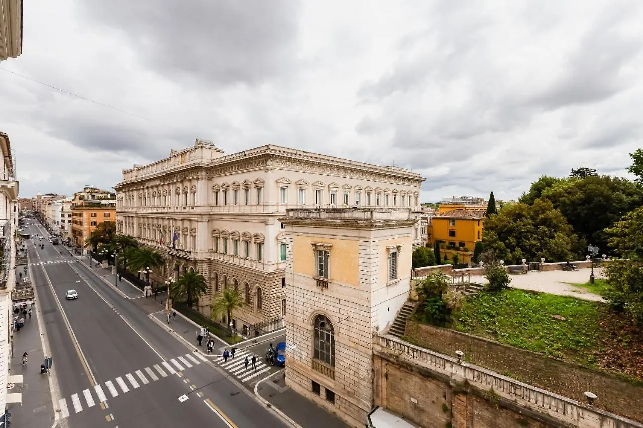 Bmga L Luxury 3Bdr Apt With Stunning View In City Center Rome 0*,