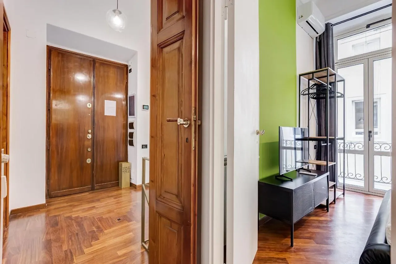 Bmga L Luxury 3Bdr Apt With Stunning View In City Center Rome Italy